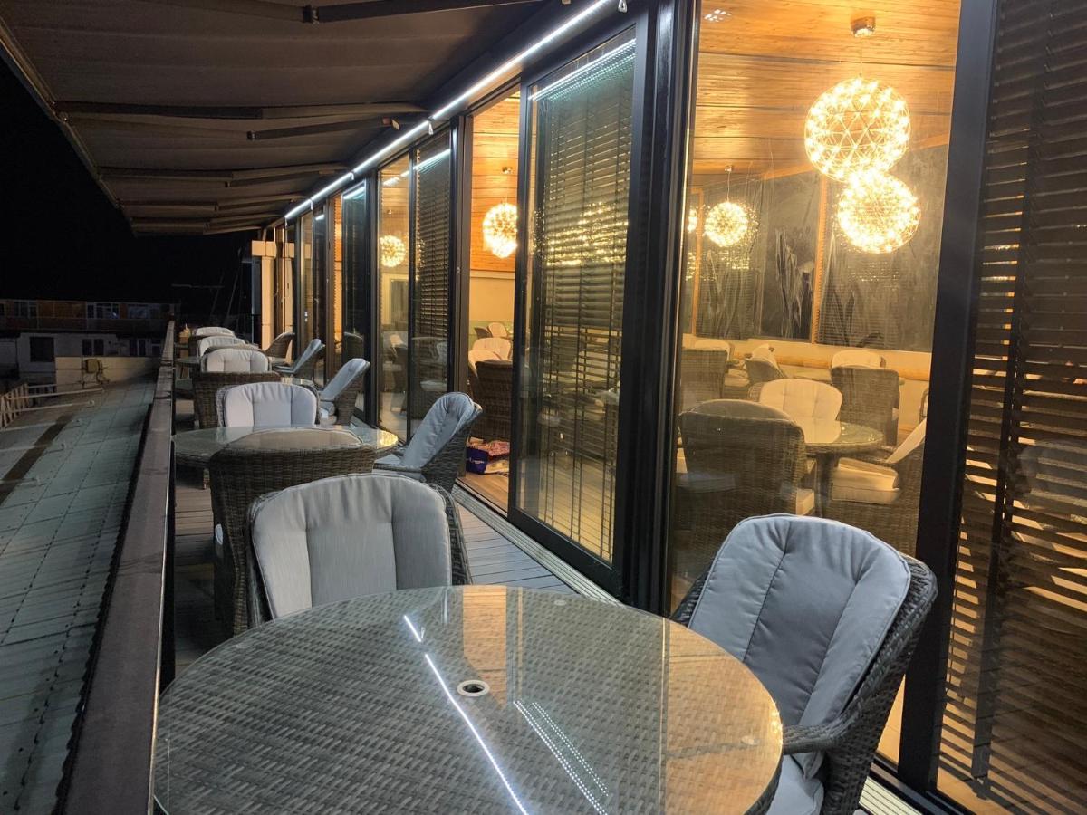 Hotel Tsereteli Palace Batumi Ngoại thất bức ảnh